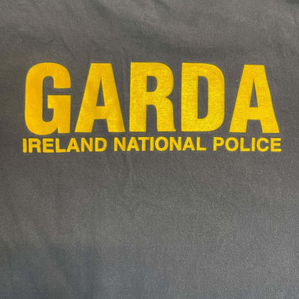 Hanes Ireland National Police Garda Graphic T-Shirt Navy XL - Picture 7 of 7